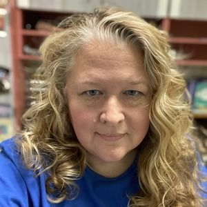 Meet your Posher, Michele